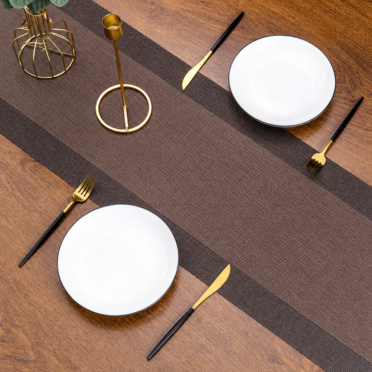 Placemat and table runner